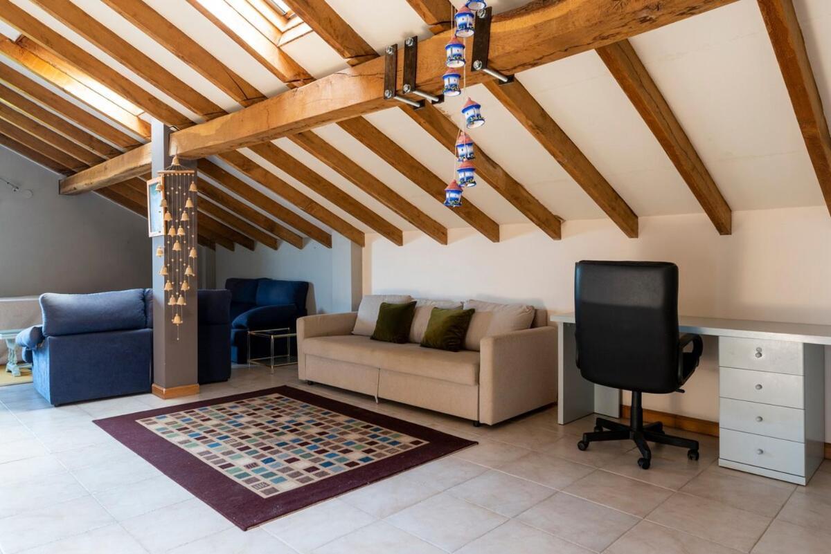 Casa Con Jardin En Gama Villa Bárcena de Cicero Екстериор снимка