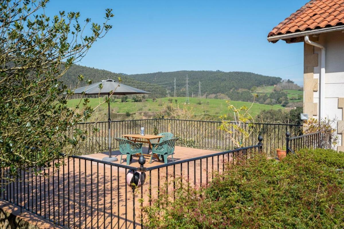 Casa Con Jardin En Gama Villa Bárcena de Cicero Екстериор снимка